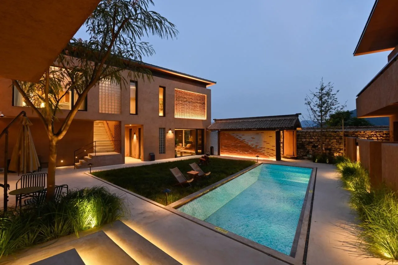 BIM Architecture | Living with Mountains: Backyard • Liushi Port Homestay/GW Space Design