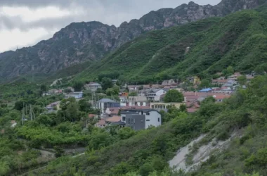 BIM Architecture: Embracing Mountain Life at Liushi Port Homestay Backyard by GW Space Design-BIM WORLD