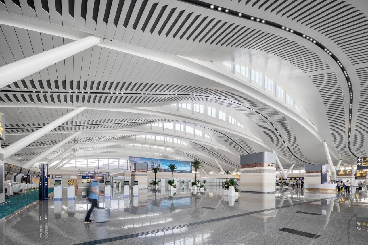 BIM Architecture | Yantai Penglai International Airport Phase II/China Southwest Architectural Design and Research Institute Co., Ltd