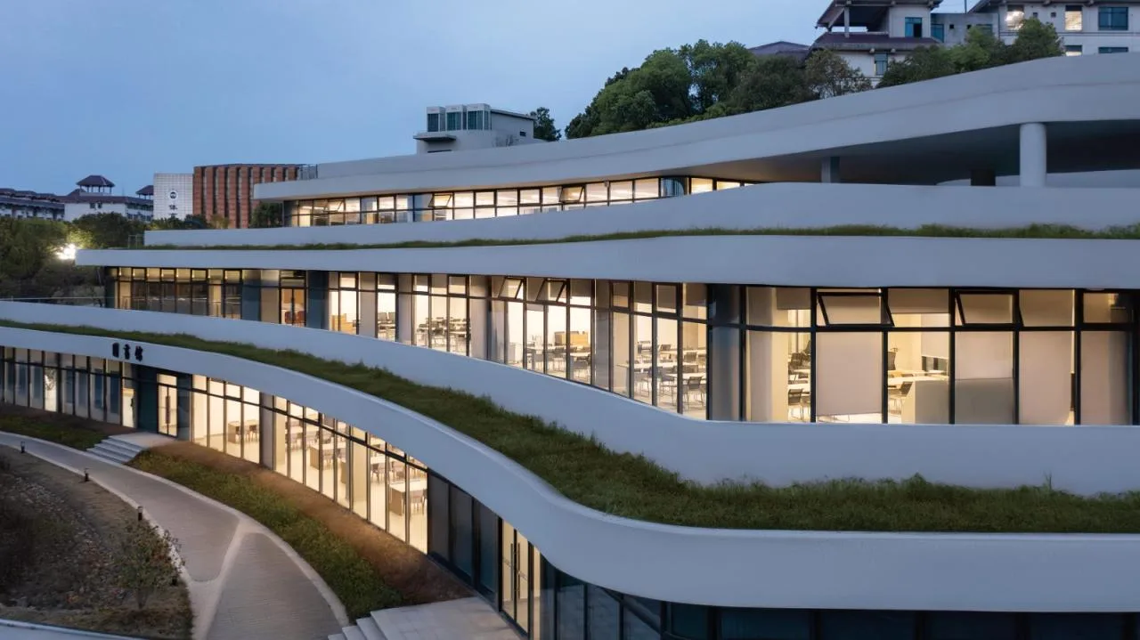BIM Architecture | Changsha Nanya Middle School Library/China Machinery International Luojin Studio