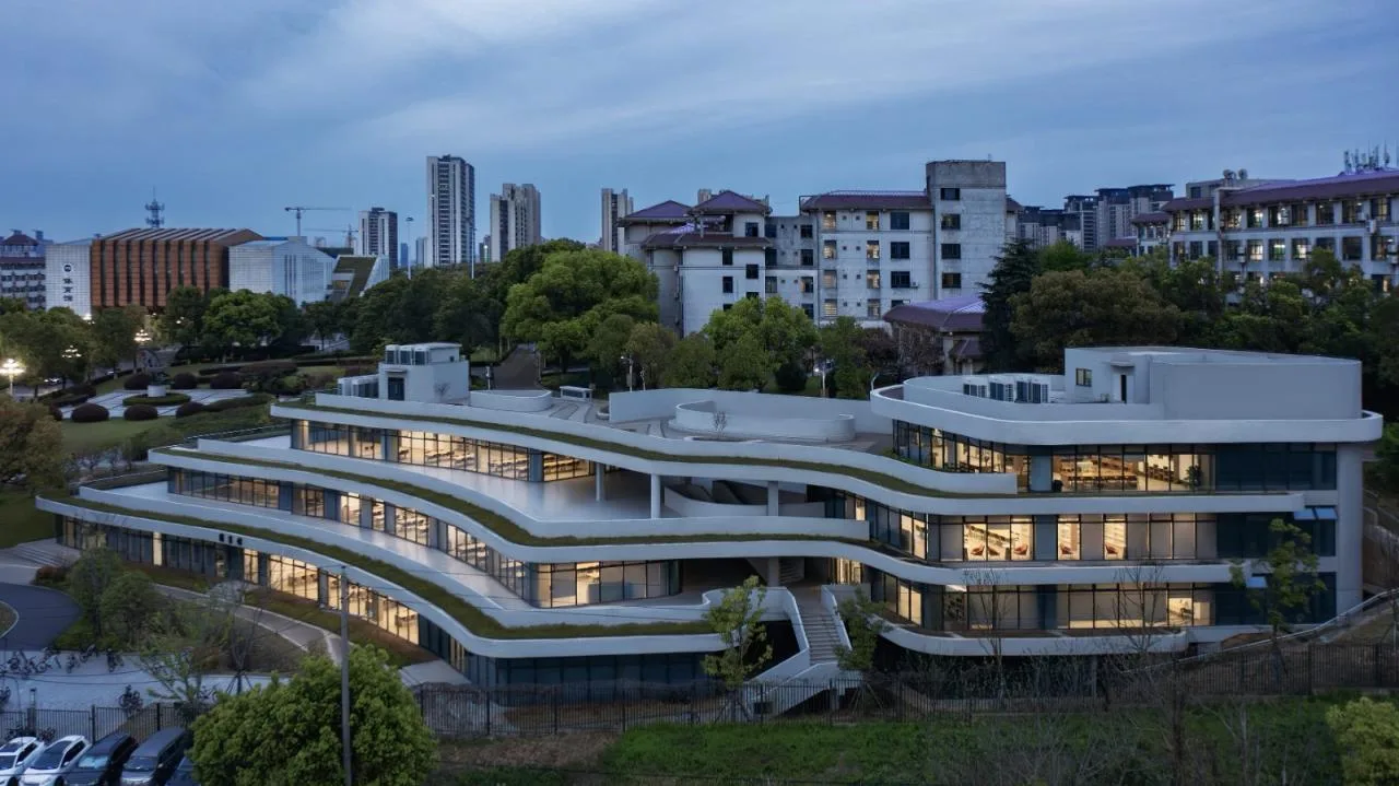 BIM Architecture | Changsha Nanya Middle School Library/China Machinery International Luojin Studio