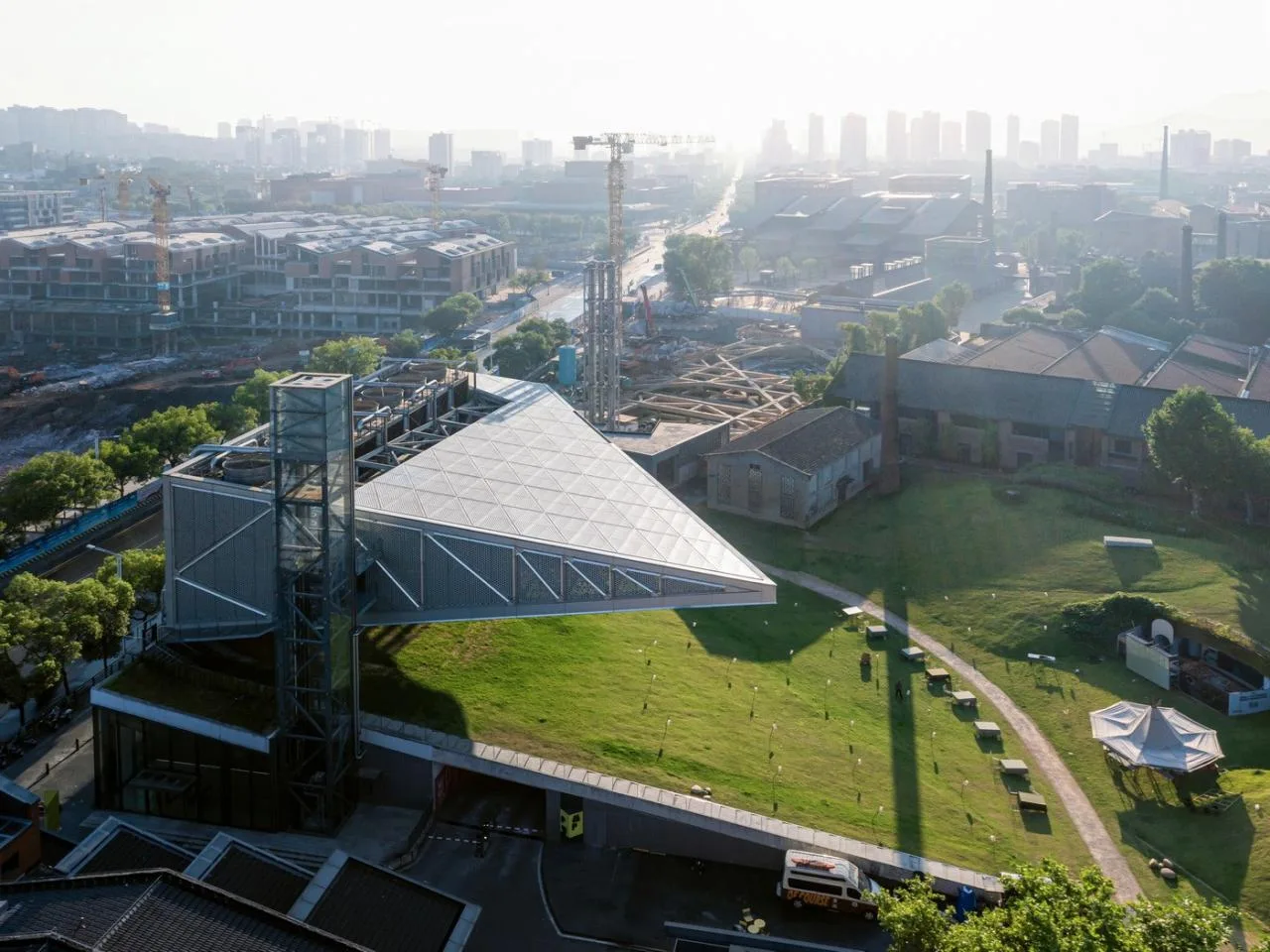 BIM Architecture | Taoxichuan "Cloud Engine"/Xingzhi Architecture