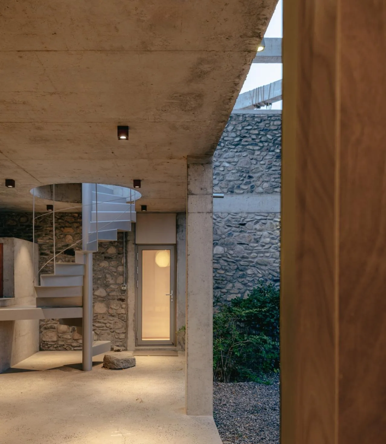 BIM Architecture | Wasteland Park, Bluff and Giant Hot Pot/Inspection Society Office