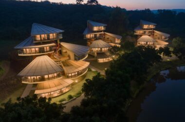 BIM Architecture: Leaf-Inspired Tree House Design for Nanxi Happy Countryside Wild Fun Hotel by Wang Hui Architecture Studio-BIM WORLD