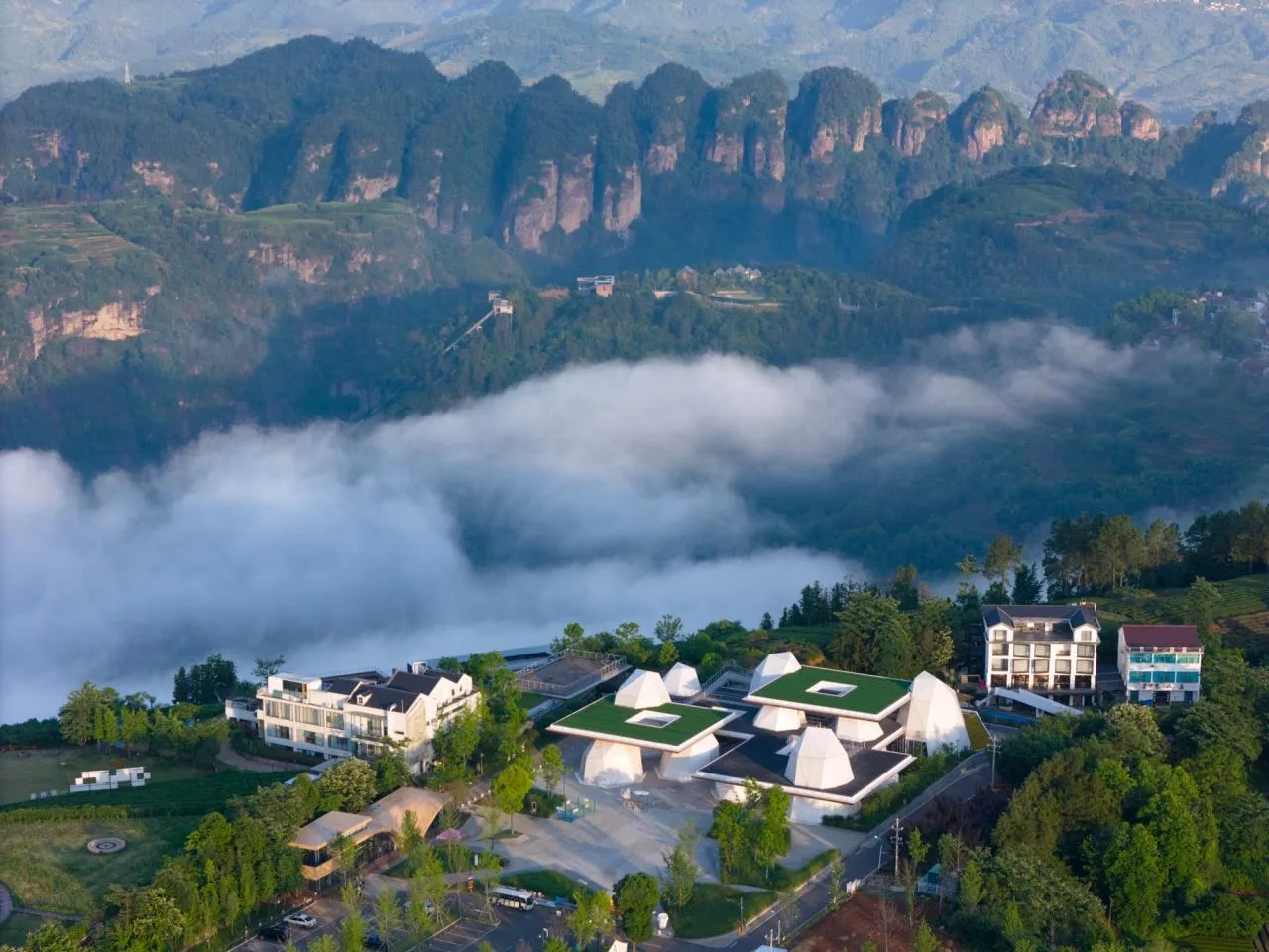 BIM Architecture | Encountering in the Mountains: Yunfeng Twelve in Xiayanbei Scenic Area/Zhu Peidong Line+Architecture Firm