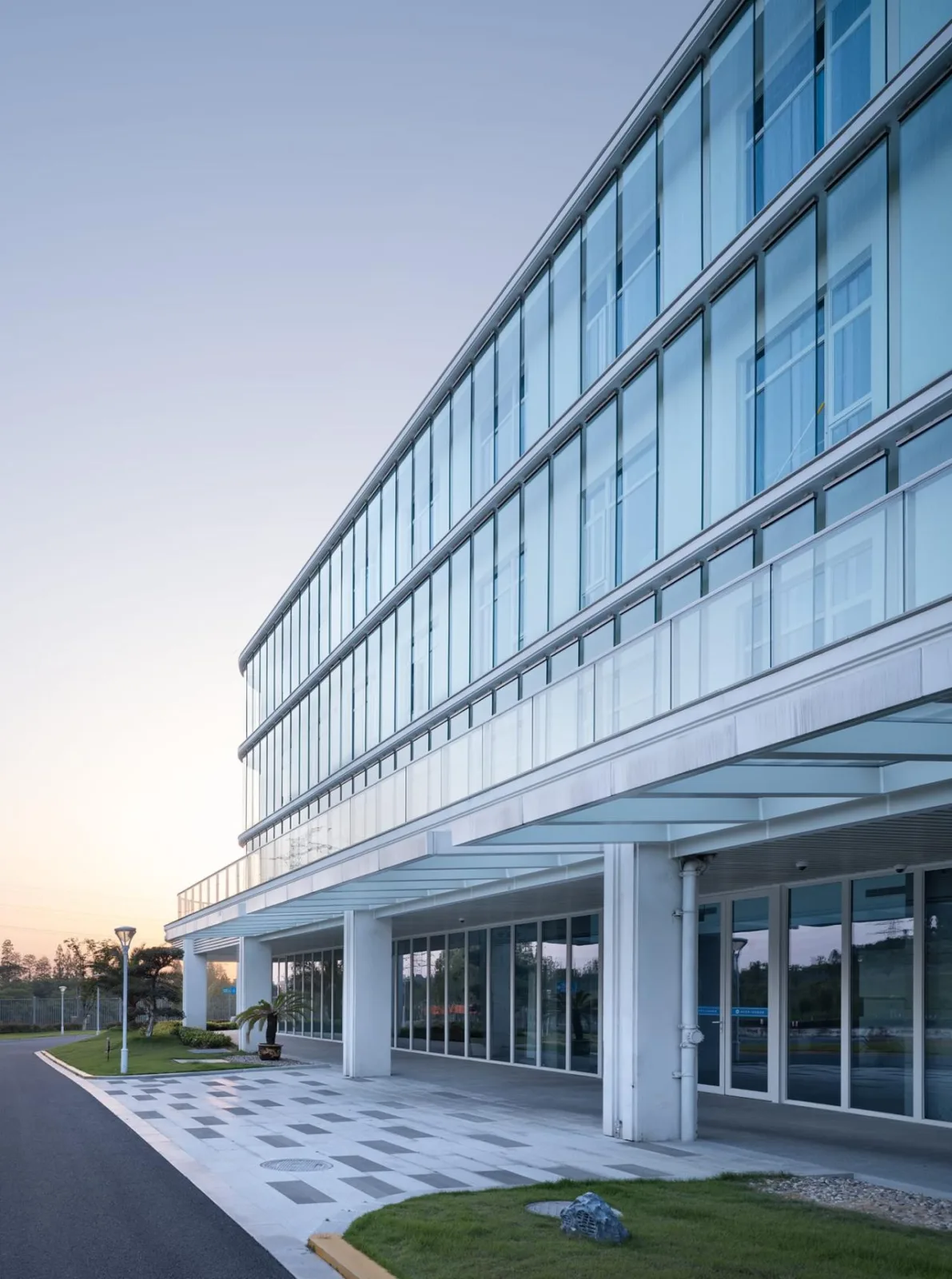 BIM Architecture | Landscape Healing, Livable Body and Mind: Hangzhou First Social Welfare Institute/Zhejiang University Architectural Design and Research Institute