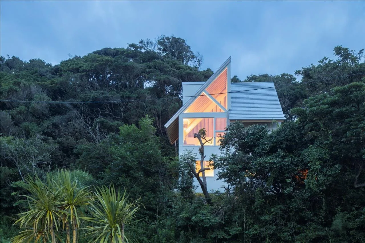 BIM Architecture | Futsu Vacation Cottage/Atelier MEME