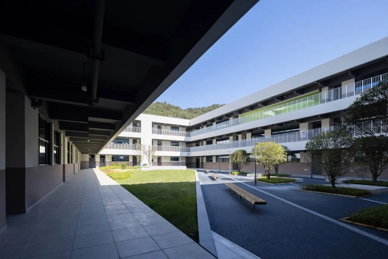 BIM Architecture | Nanshan Wufutang Senior High School/Lowercase Architecture