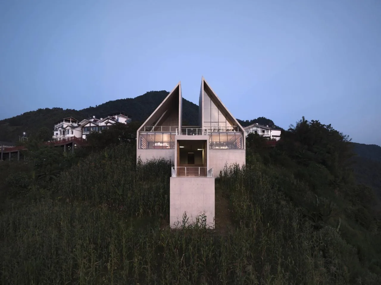BIM Architecture | Nujiang Grand Canyon Pioneer Bookstore/Trail · Architectural Firm (TAO)