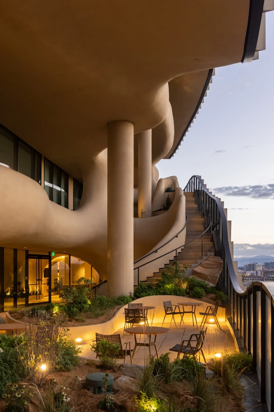 BIM Architecture | 'Vertical Canyon': Residential Construction in Denver, USA/MAD