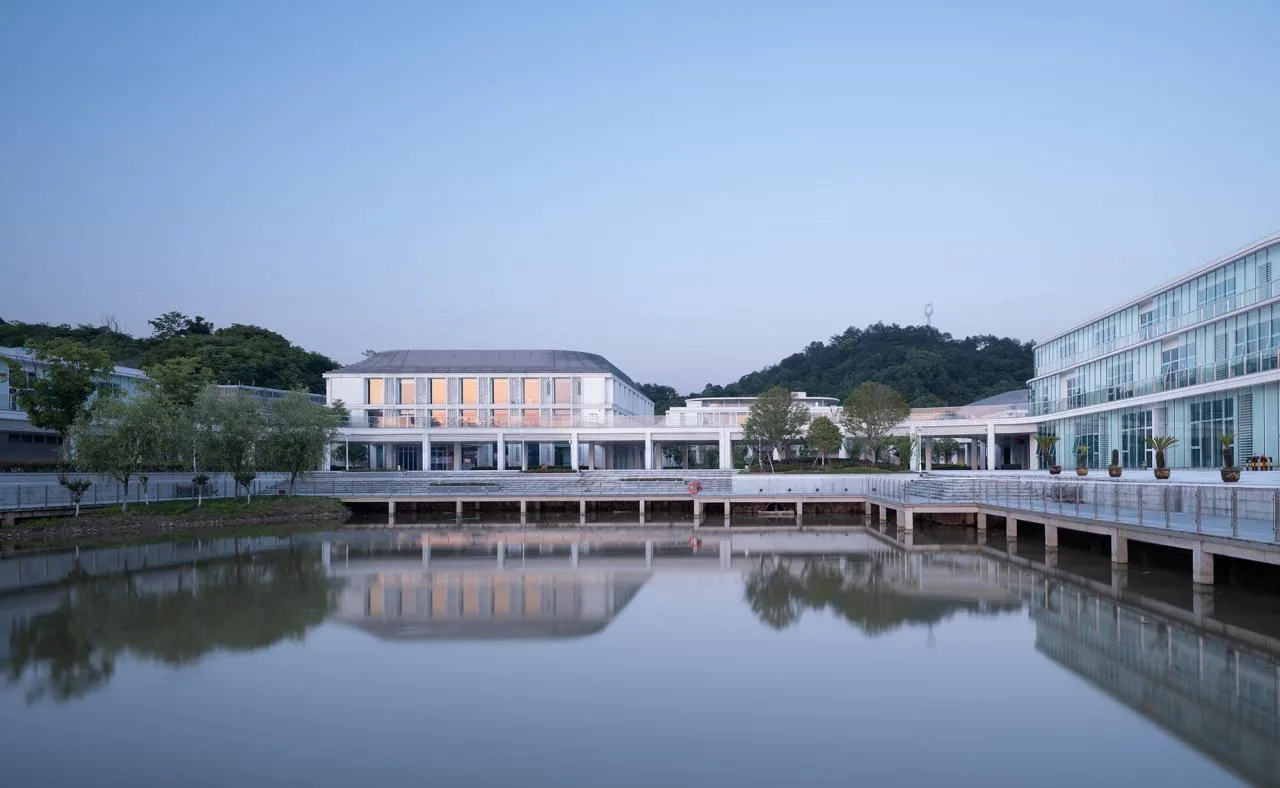 BIM Architecture | Landscape Healing, Livable Body and Mind: Hangzhou First Social Welfare Institute/Zhejiang University Architectural Design and Research Institute
