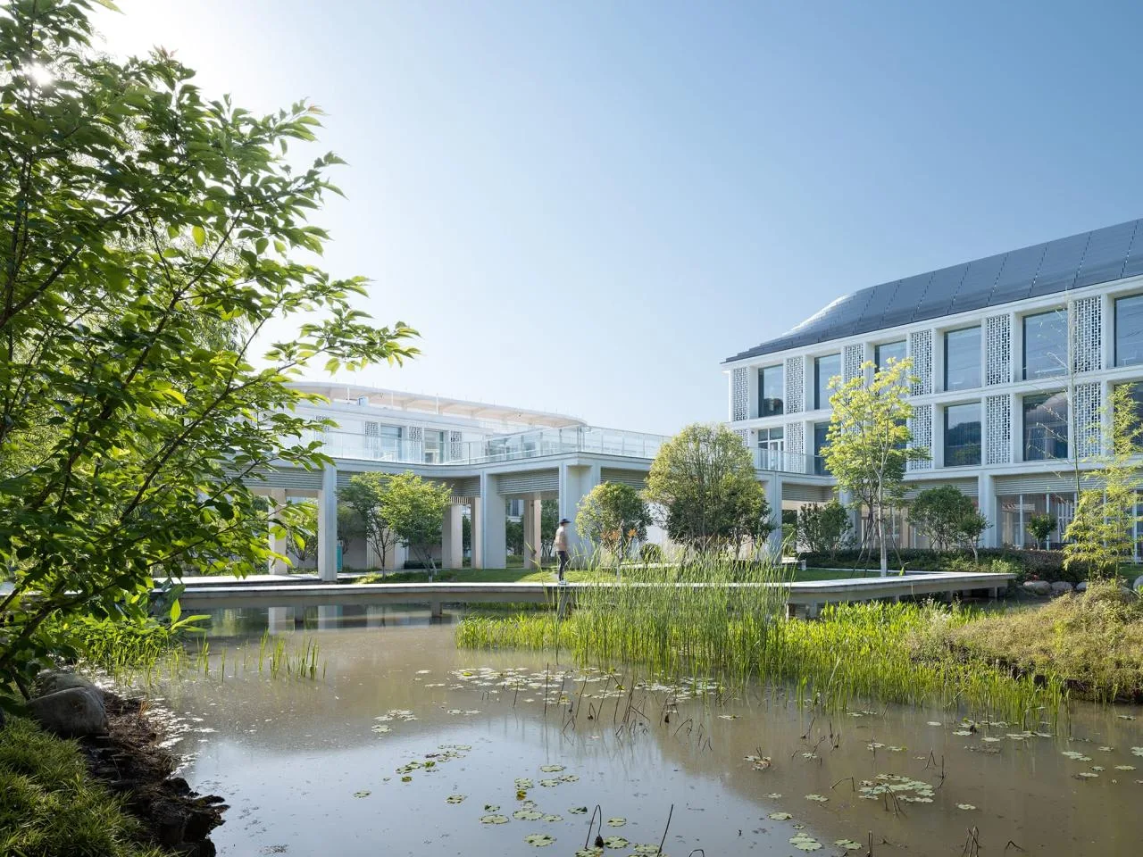 BIM Architecture | Landscape Healing, Livable Body and Mind: Hangzhou First Social Welfare Institute/Zhejiang University Architectural Design and Research Institute