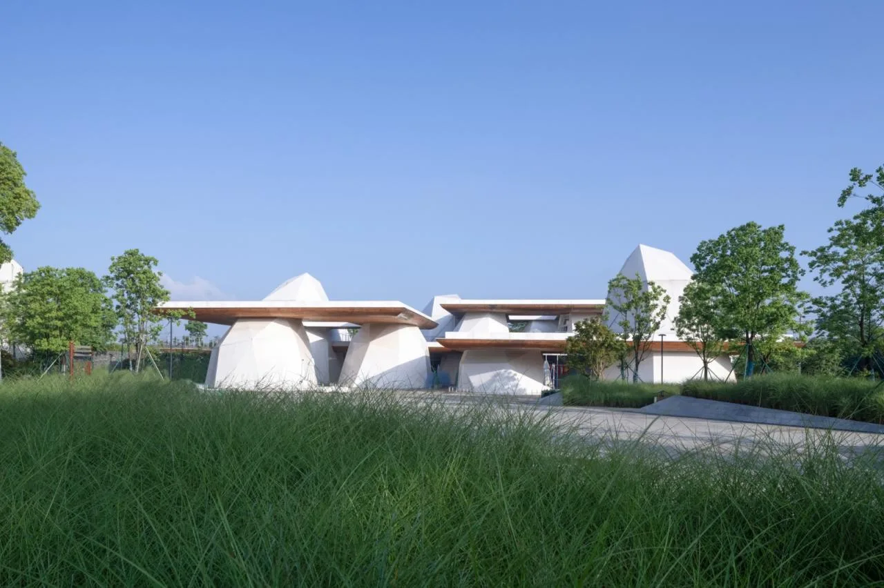 BIM Architecture | Encountering in the Mountains: Yunfeng Twelve in Xiayanbei Scenic Area/Zhu Peidong Line+Architecture Firm