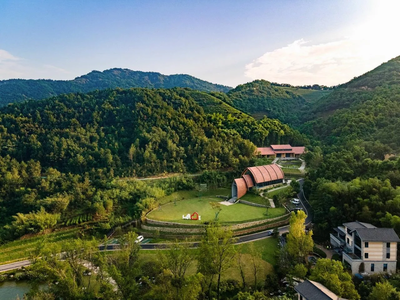 BIM Architecture | Resting in the mountains and valleys, Huwa Slow Time: Huwa Happy Tea Valley, Ketan Town, Lujiang County/China Railway Hefei Municipal Engineering Design and Research Institute Co., Ltd