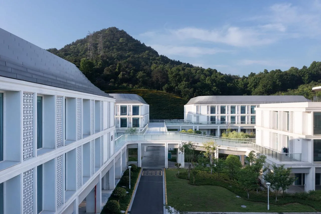 BIM Architecture | Landscape Healing, Livable Body and Mind: Hangzhou First Social Welfare Institute/Zhejiang University Architectural Design and Research Institute