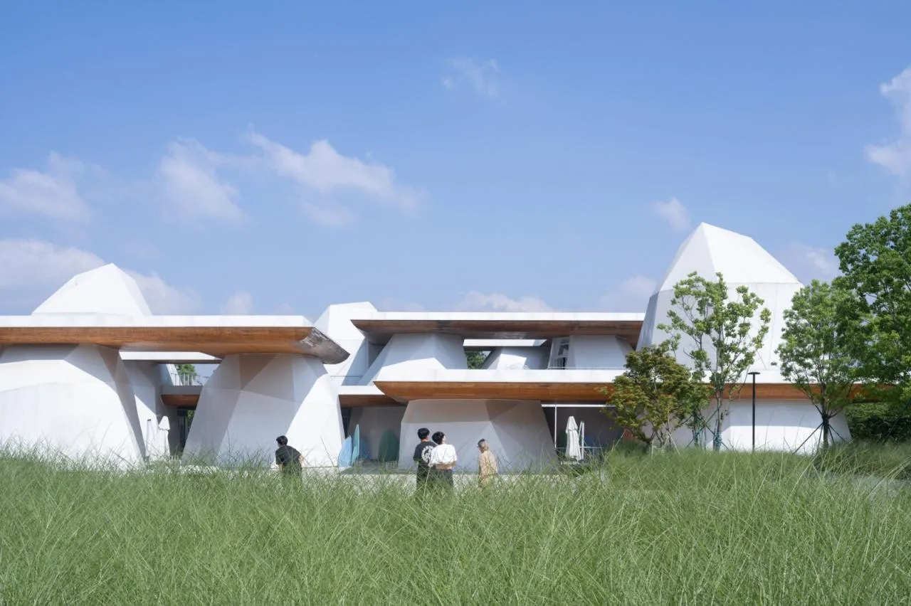 BIM Architecture | Encountering in the Mountains: Yunfeng Twelve in Xiayanbei Scenic Area/Zhu Peidong Line+Architecture Firm