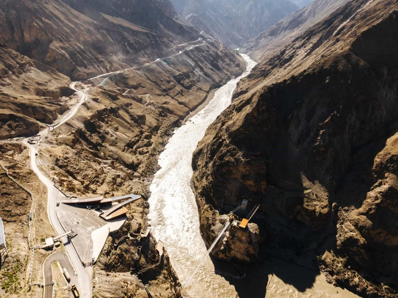 BIM Architecture | Nujiang 72 turn Grand Canyon Scenic Spot in Xizang/Xiaoyin Architecture Firm