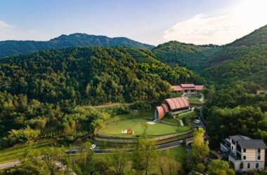 BIM Architecture: Huwa Happy Tea Valley – A Tranquil Mountain Retreat in Ketan Town, Lujiang County by China Railway Hefei Municipal Engineering Design and Research Institute-BIM WORLD