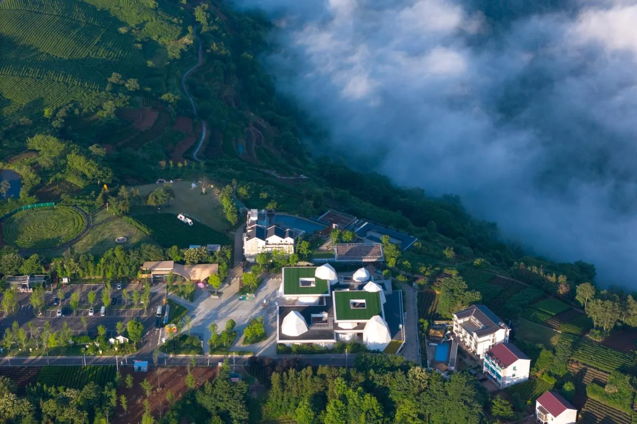 BIM Architecture | Encountering in the Mountains: Yunfeng Twelve in Xiayanbei Scenic Area/Zhu Peidong Line+Architecture Firm