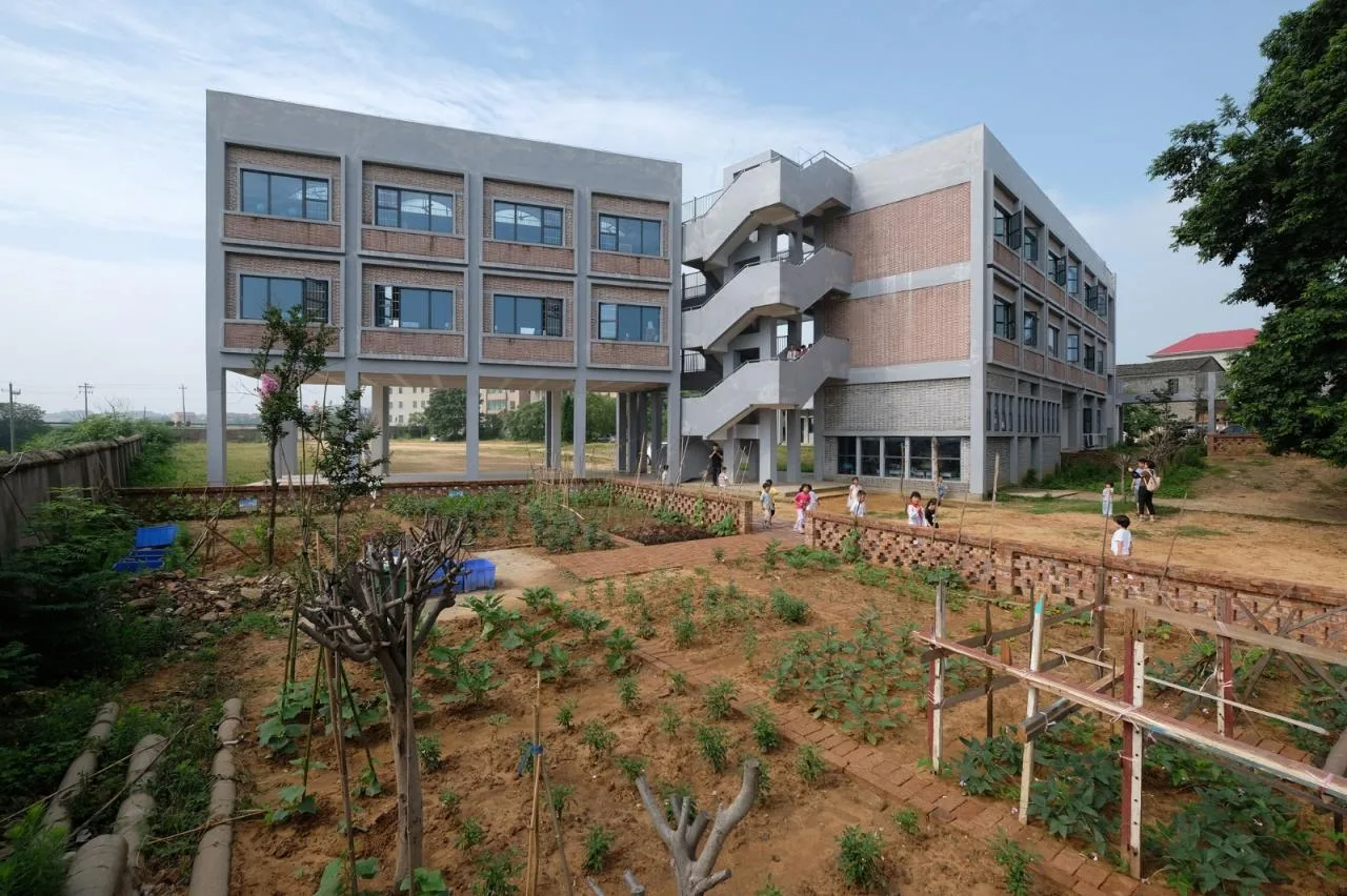 BIM Architecture | Riverside Rural School/DOMAT