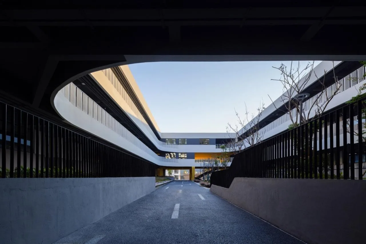 BIM Architecture | Nanshan Wufutang Senior High School/Lowercase Architecture