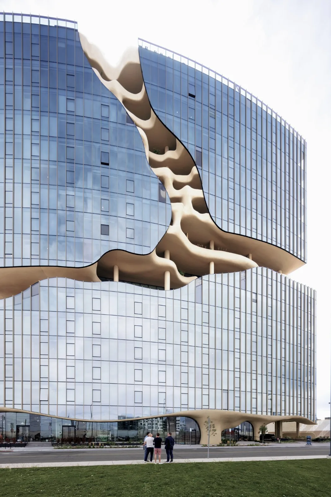 BIM Architecture | 'Vertical Canyon': Residential Construction in Denver, USA/MAD