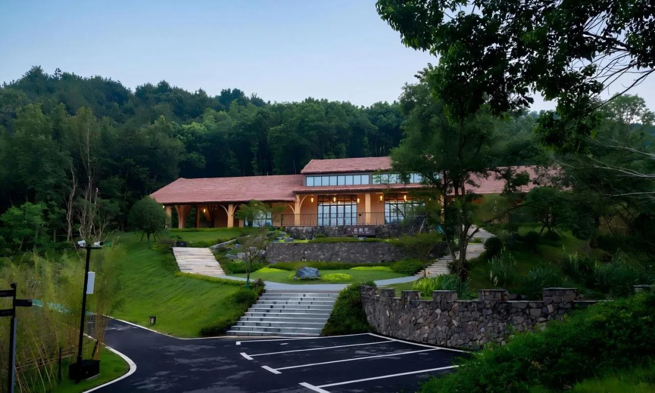 BIM Architecture | Resting in the mountains and valleys, Huwa Slow Time: Huwa Happy Tea Valley, Ketan Town, Lujiang County/China Railway Hefei Municipal Engineering Design and Research Institute Co., Ltd