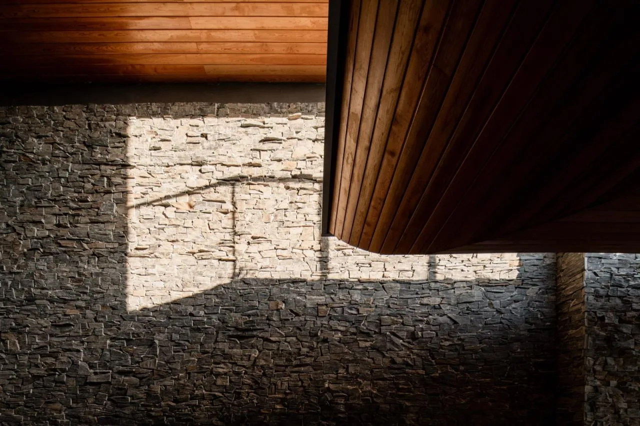 BIM Architecture | Encountering in the Mountains: Yunfeng Twelve in Xiayanbei Scenic Area/Zhu Peidong Line+Architecture Firm
