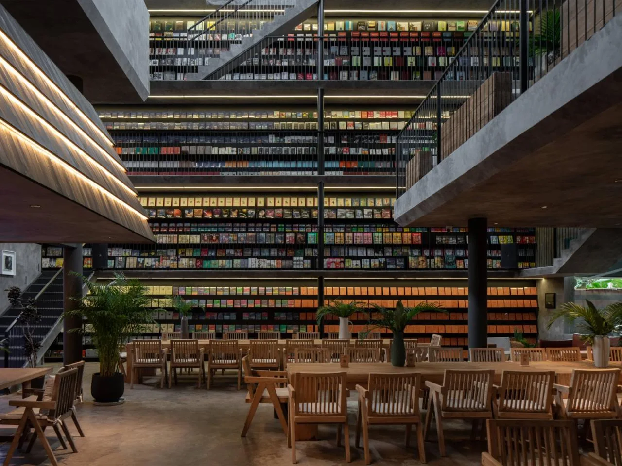 BIM Architecture | Ladder Space: Old Factory Building, New Bookstore/Plain Building