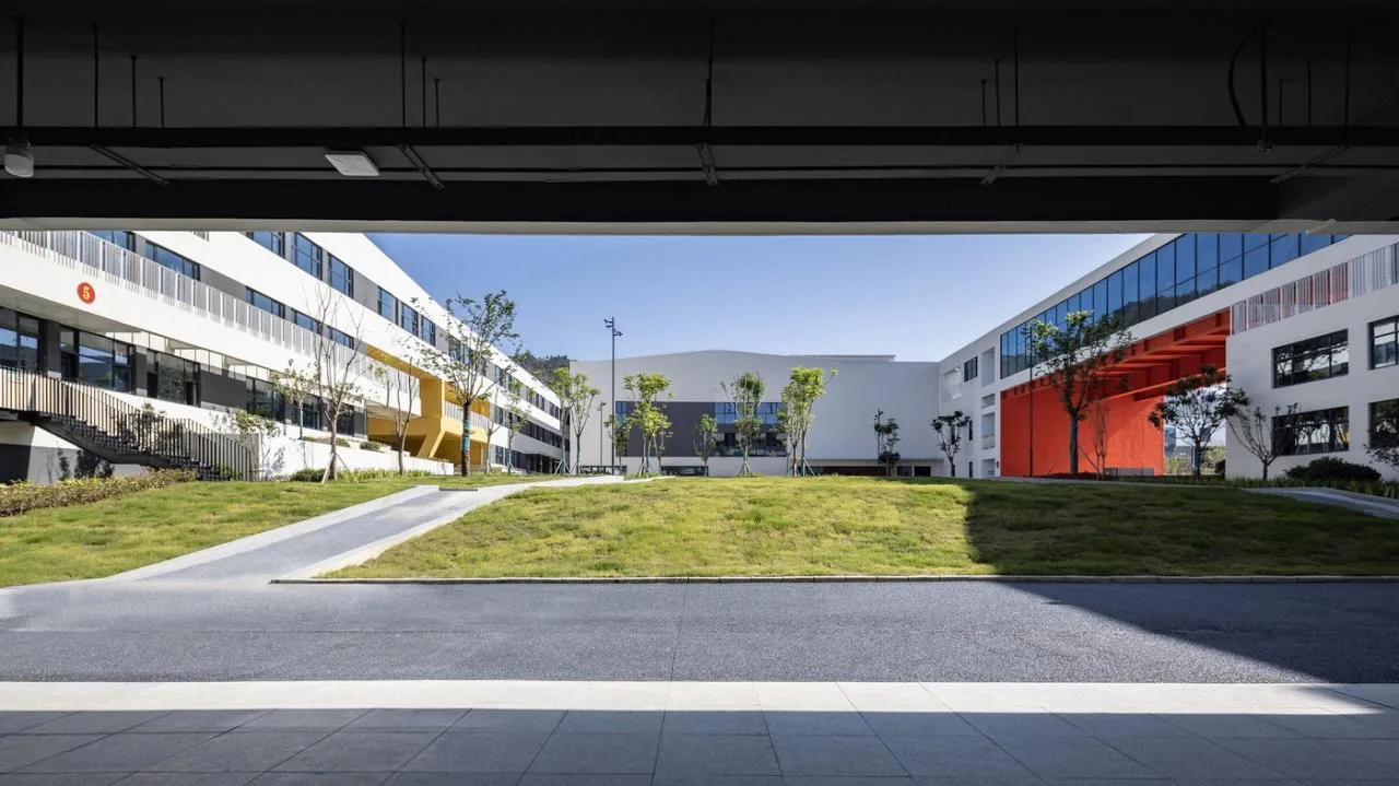 BIM Architecture | Nanshan Wufutang Senior High School/Lowercase Architecture