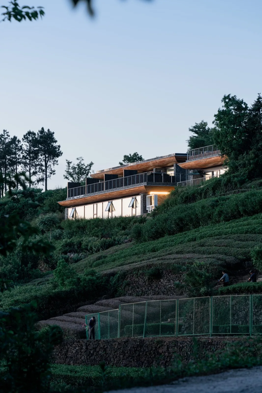 BIM Architecture | Encountering in the Mountains: Yunfeng Twelve in Xiayanbei Scenic Area/Zhu Peidong Line+Architecture Firm