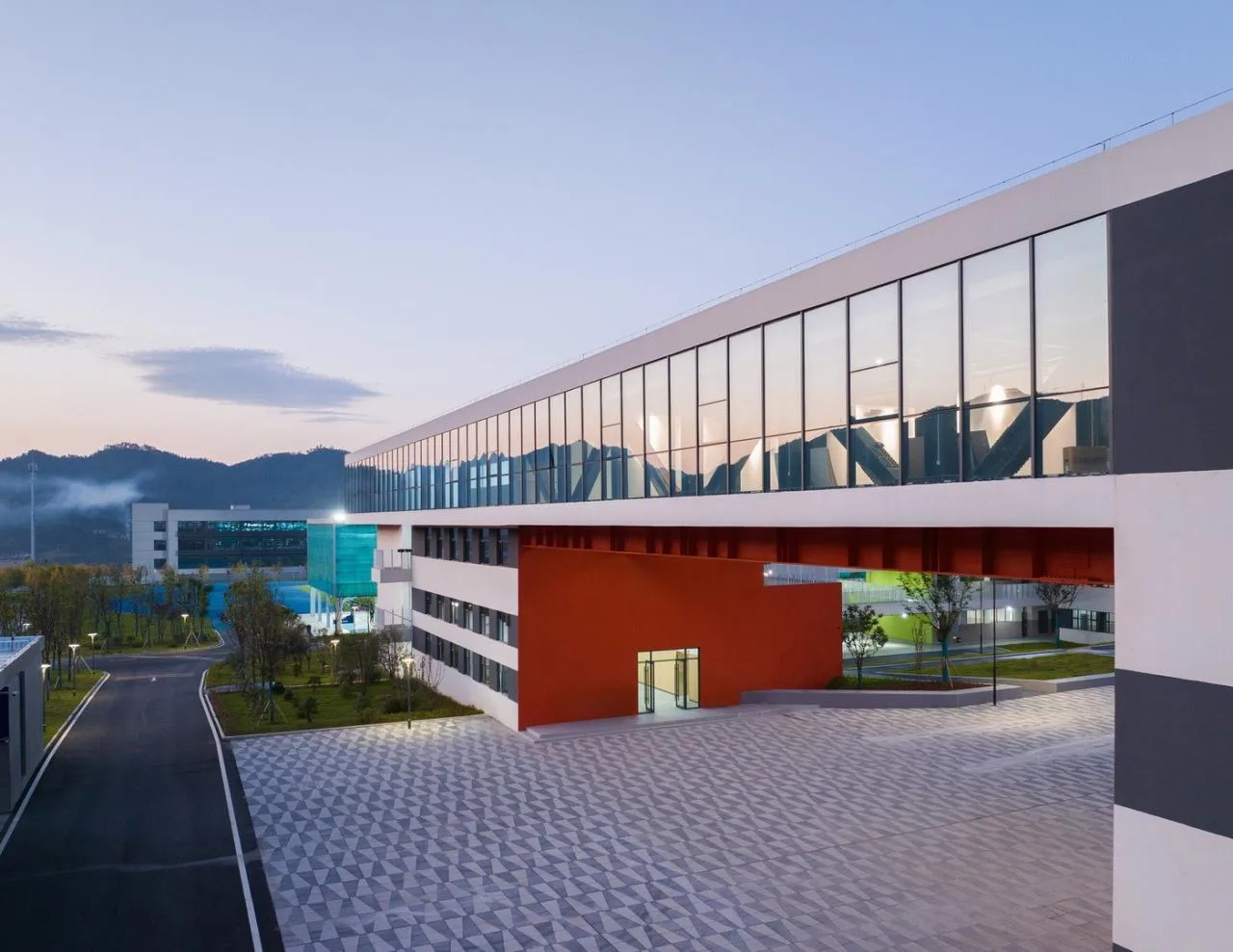 BIM Architecture | Nanshan Wufutang Senior High School/Lowercase Architecture
