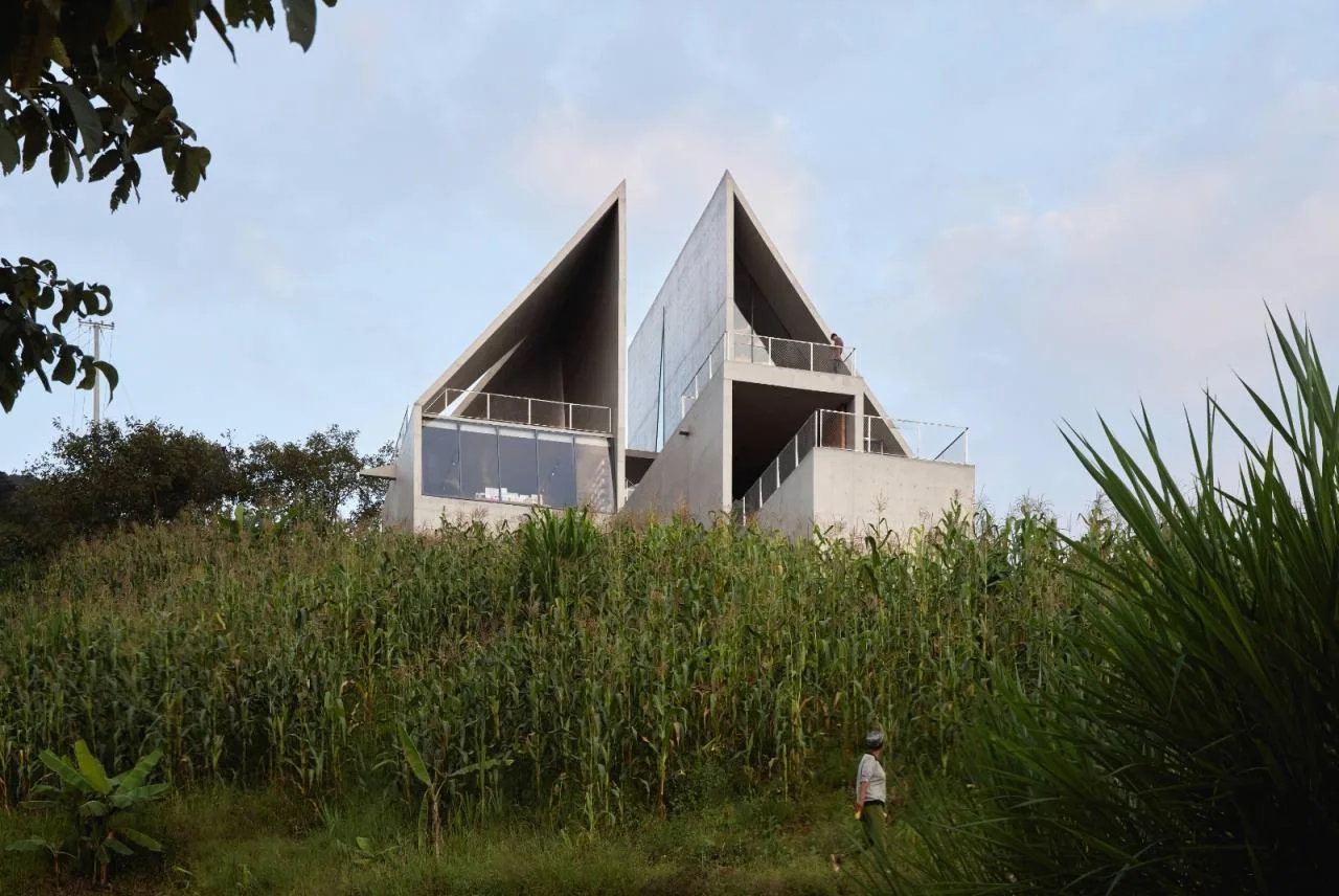 BIM Architecture | Nujiang Grand Canyon Pioneer Bookstore/Trail · Architectural Firm (TAO)