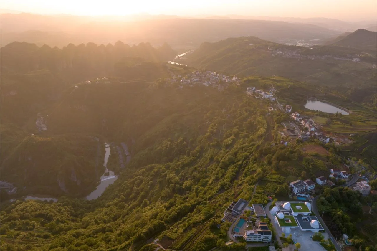 BIM Architecture | Encountering in the Mountains: Yunfeng Twelve in Xiayanbei Scenic Area/Zhu Peidong Line+Architecture Firm