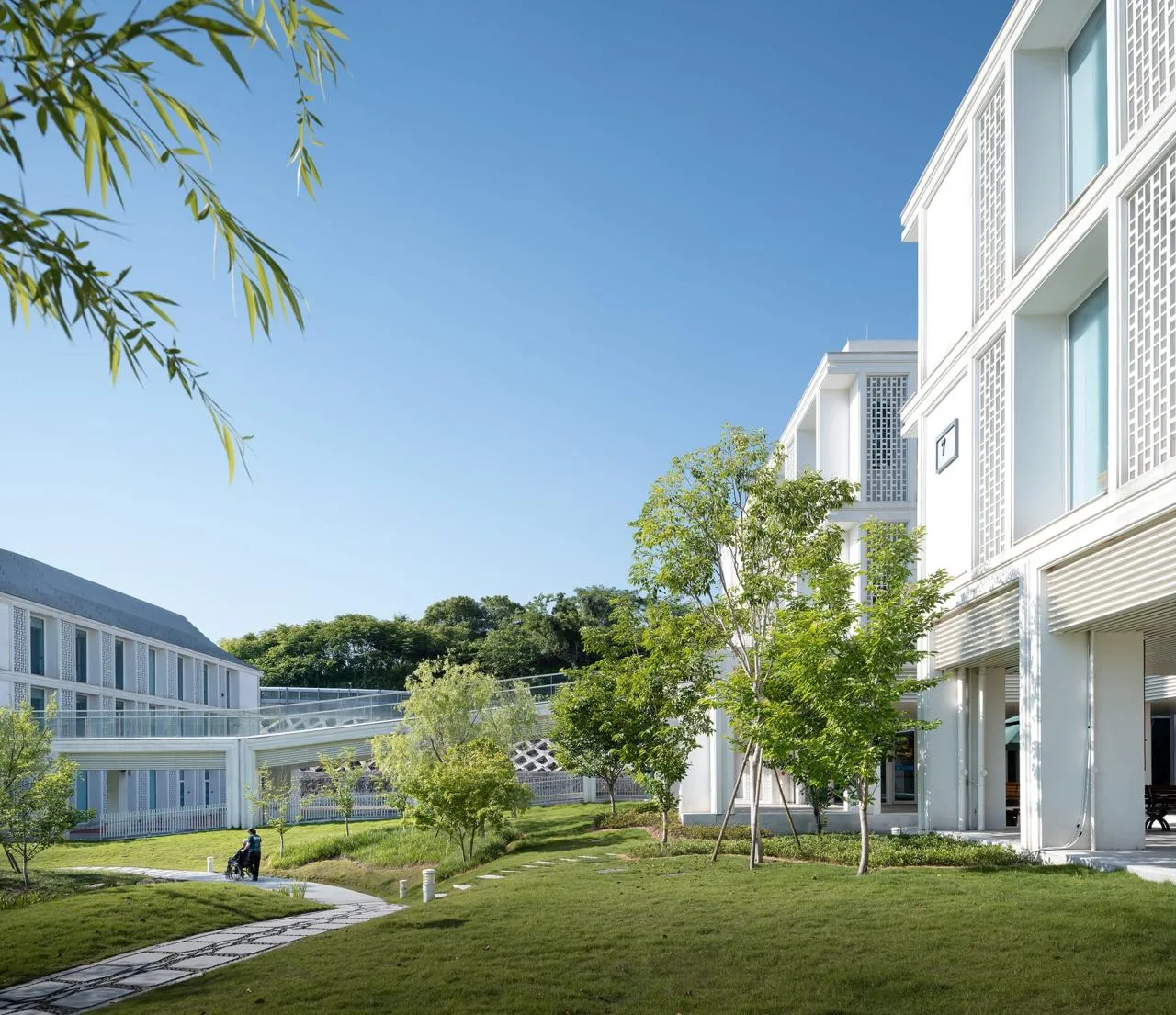 BIM Architecture | Landscape Healing, Livable Body and Mind: Hangzhou First Social Welfare Institute/Zhejiang University Architectural Design and Research Institute
