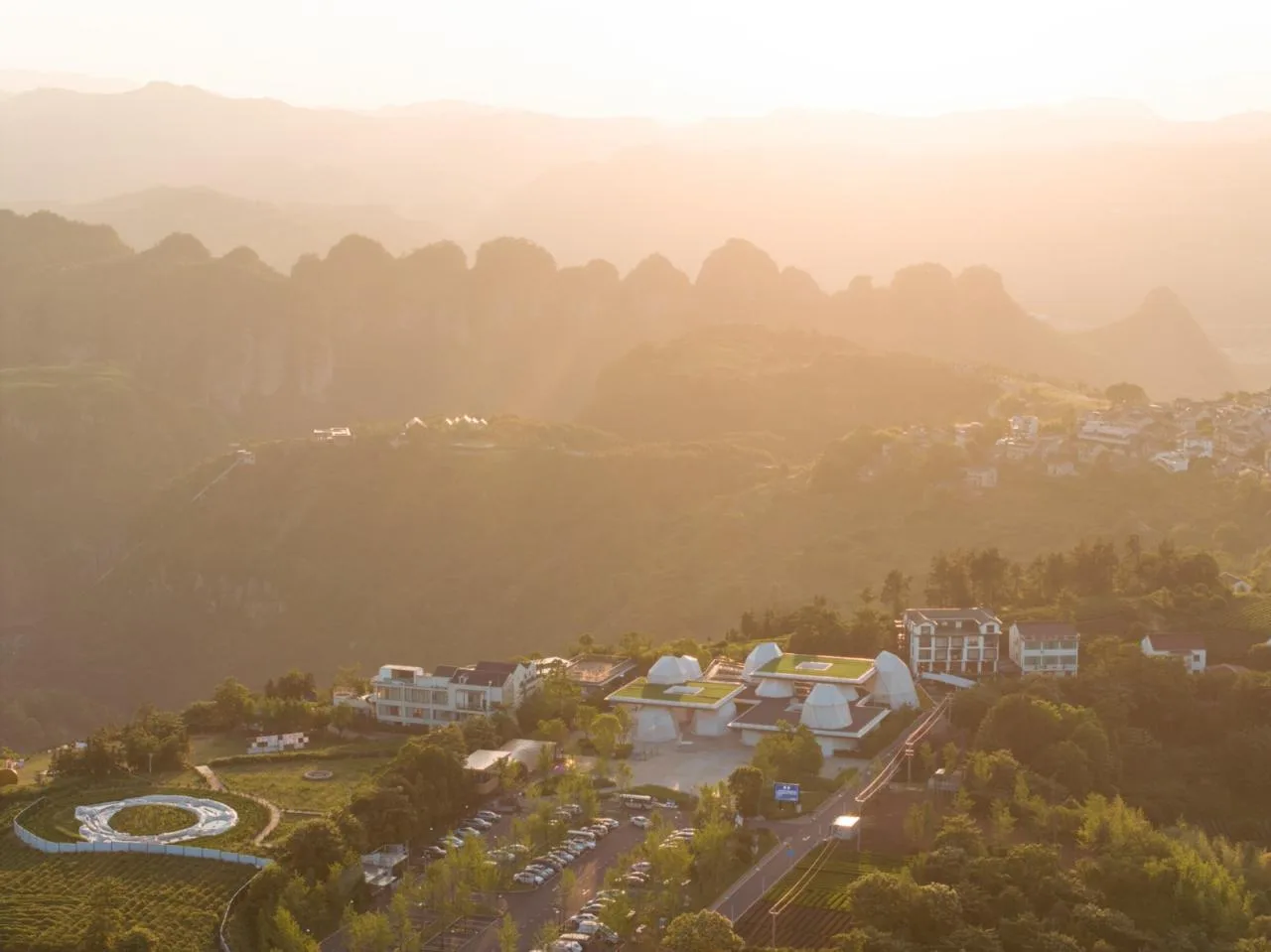 BIM Architecture | Encountering in the Mountains: Yunfeng Twelve in Xiayanbei Scenic Area/Zhu Peidong Line+Architecture Firm