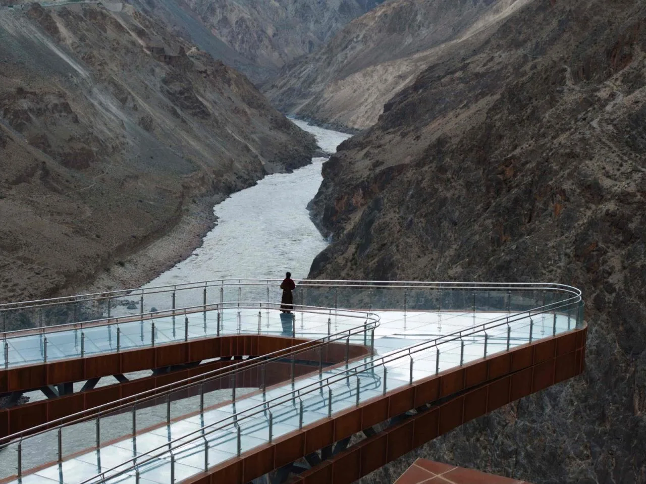 BIM Architecture | Nujiang 72 turn Grand Canyon Scenic Spot in Xizang/Xiaoyin Architecture Firm