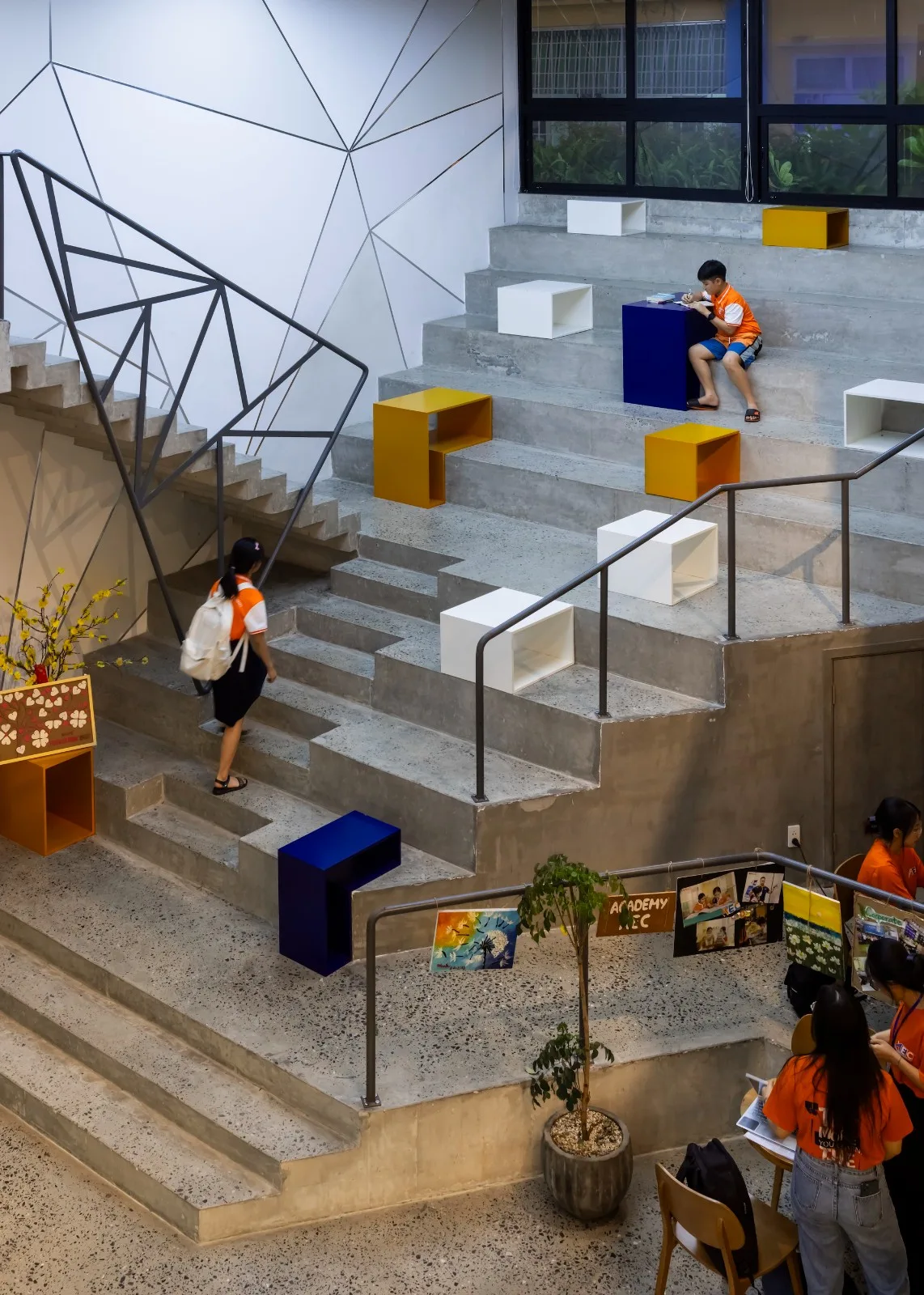 BIM Architecture | AEC 4B Foreign Language Education Center/Ho Khue Architects