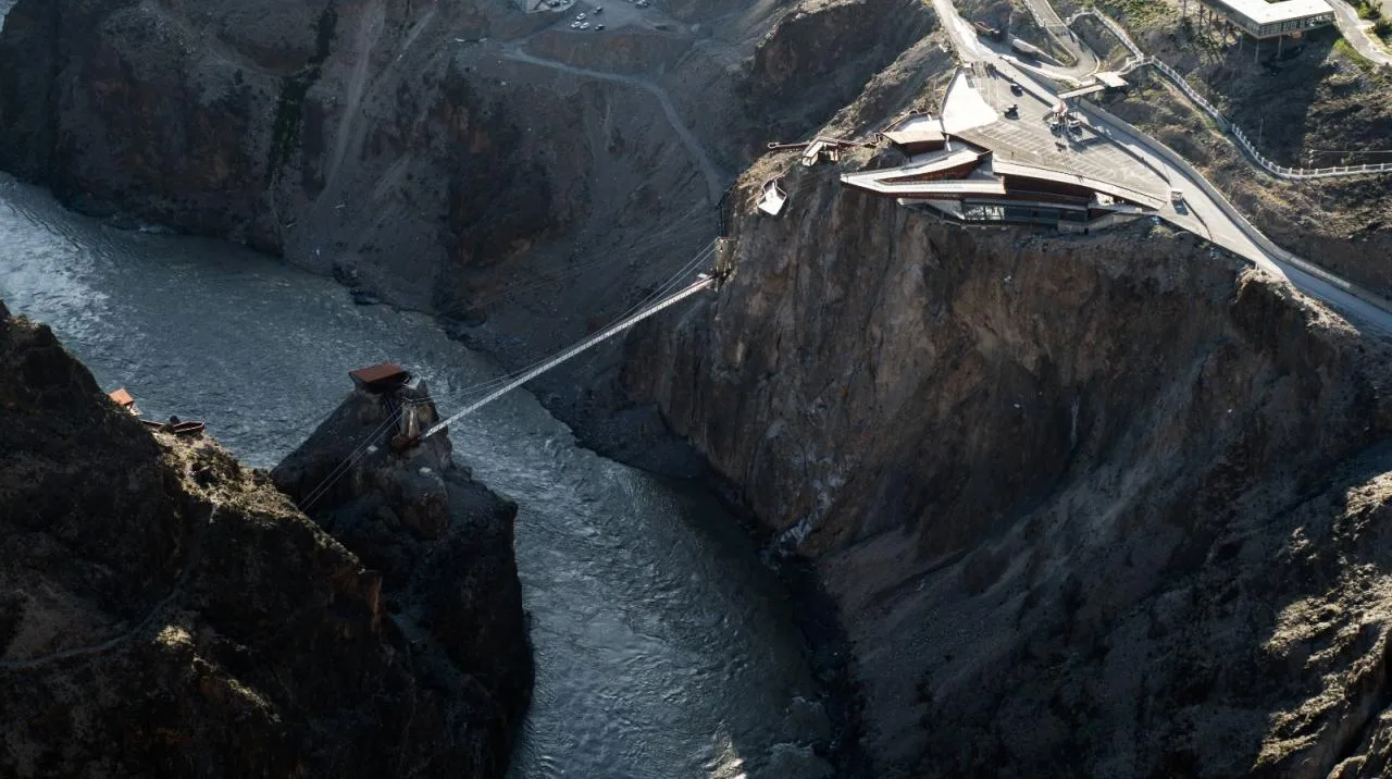 BIM Architecture | Nujiang 72 turn Grand Canyon Scenic Spot in Xizang/Xiaoyin Architecture Firm