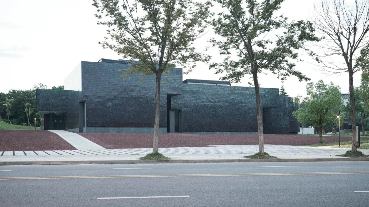 BIM Architecture | 'Glaze' Weaving New and Old, Huanglongshan Purple Sand Mineral Source Exhibition Hall/School of Architecture, Southeast University+Xuke Architecture