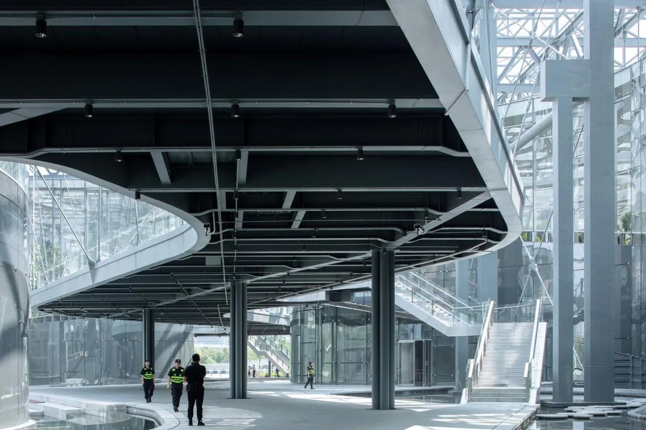 BIM Architecture | Shanghai version of 'Crazy Botanical Garden', Asia's largest greenhouse garden/Delugan Meissl Associated Architects