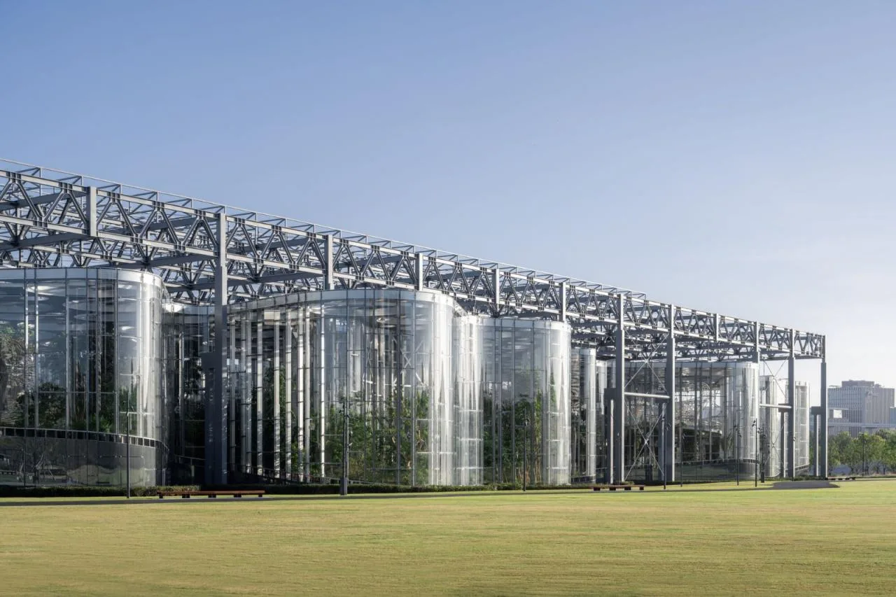 BIM Architecture | Shanghai version of 'Crazy Botanical Garden', Asia's largest greenhouse garden/Delugan Meissl Associated Architects
