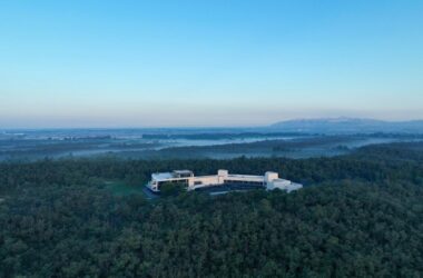 BIM Architecture Showcase: Hai Shang Space by TAOA Tao Lei Architecture-BIM WORLD