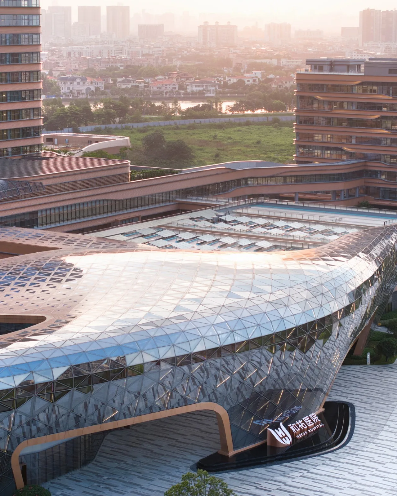 BIM Architecture | Midea · Heyou Hospital - the world's most beautiful garden style hospital with an investment of billions of dollars/Jiedian International Architecture in the UK