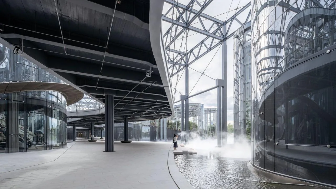 BIM Architecture | Shanghai version of 'Crazy Botanical Garden', Asia's largest greenhouse garden/Delugan Meissl Associated Architects
