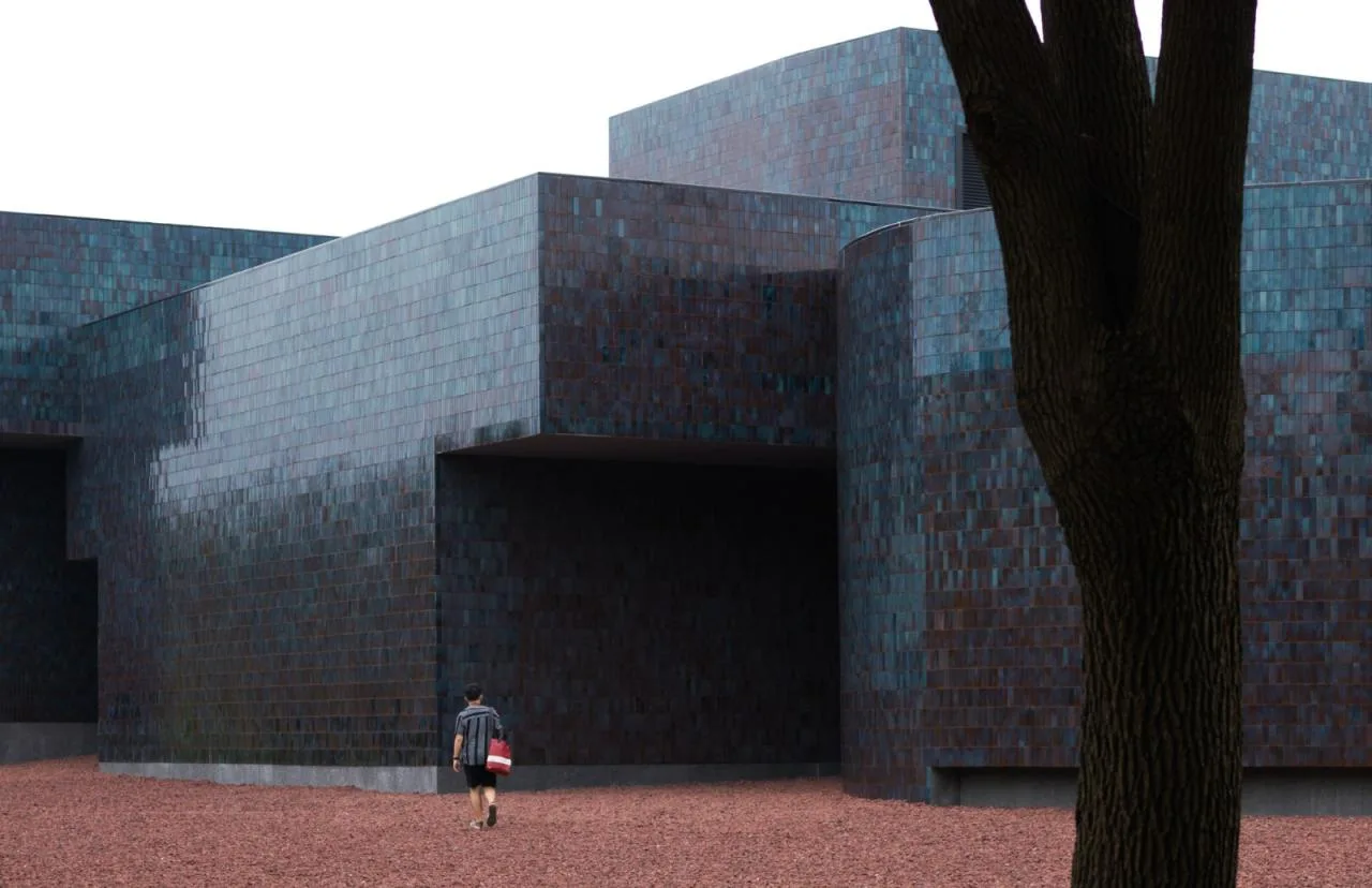 BIM Architecture | 'Glaze' Weaving New and Old, Huanglongshan Purple Sand Mineral Source Exhibition Hall/School of Architecture, Southeast University+Xuke Architecture