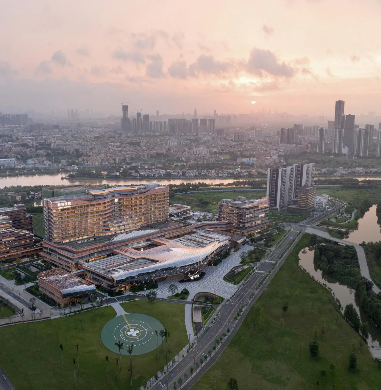 BIM Architecture | Midea · Heyou Hospital - the world's most beautiful garden style hospital with an investment of billions of dollars/Jiedian International Architecture in the UK