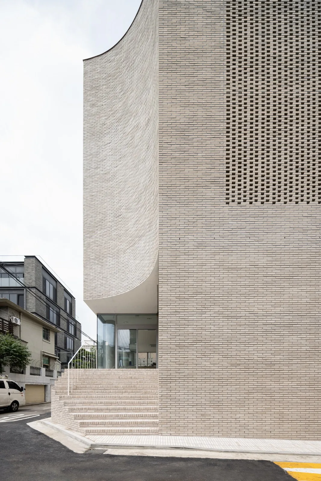 BIM Architecture | Montage Hannam Film Studio and Headquarters/stpmj