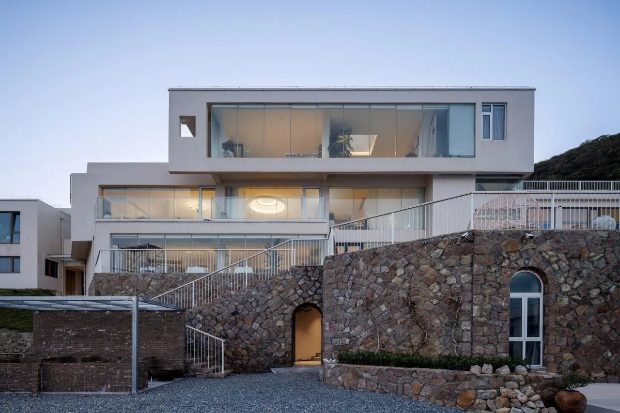 BIM Architecture | Shengsi Xihui Cliff Hotel/Yifeng Architecture