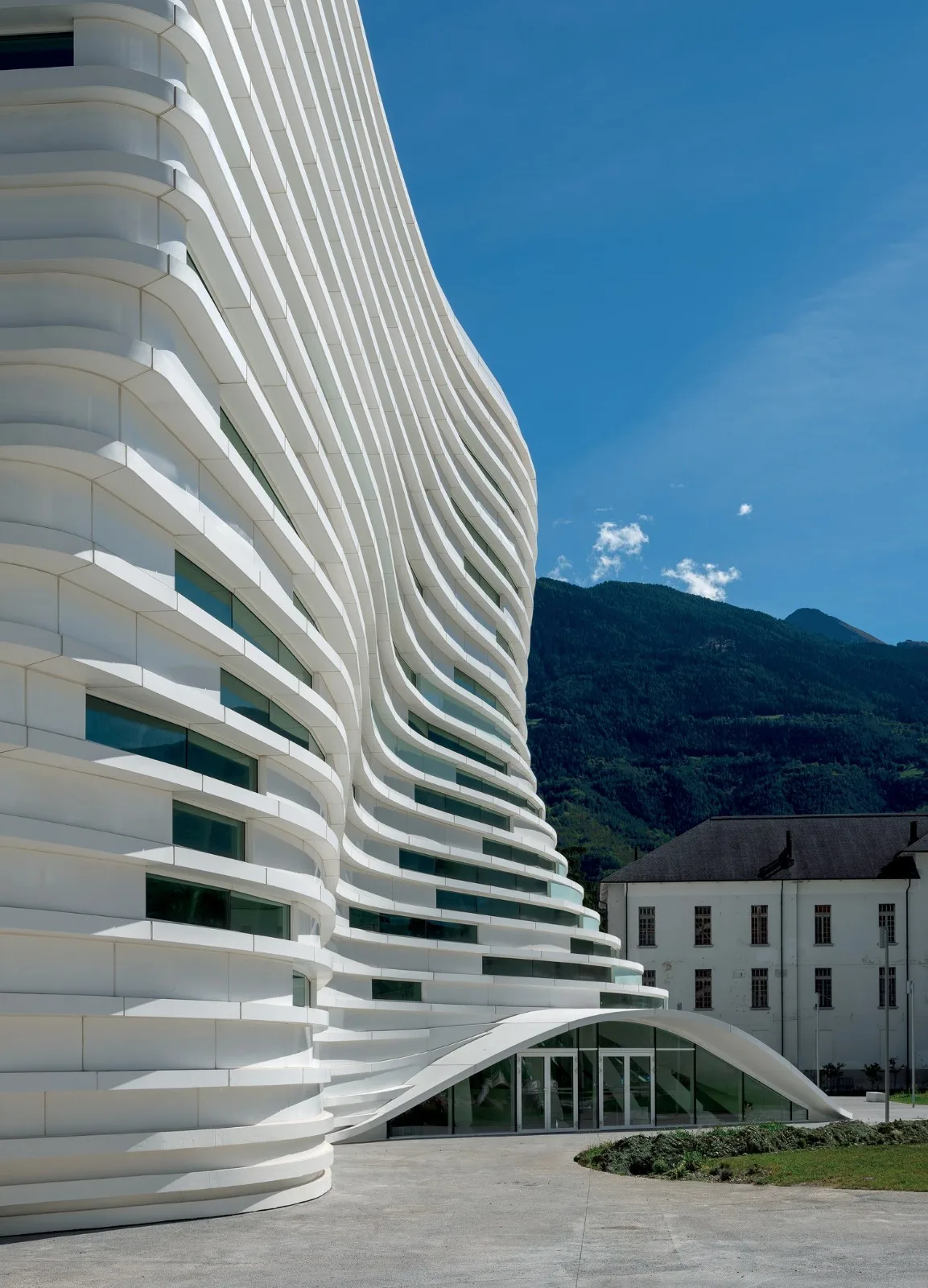BIM Architecture | Glacier Campus: Valleda Osta University New Campus/MCA Architecture Firm